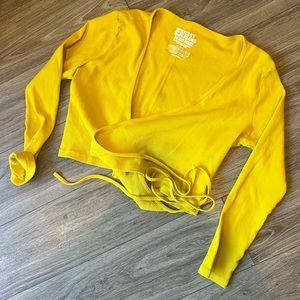 BIG BUD PRESS wrap top